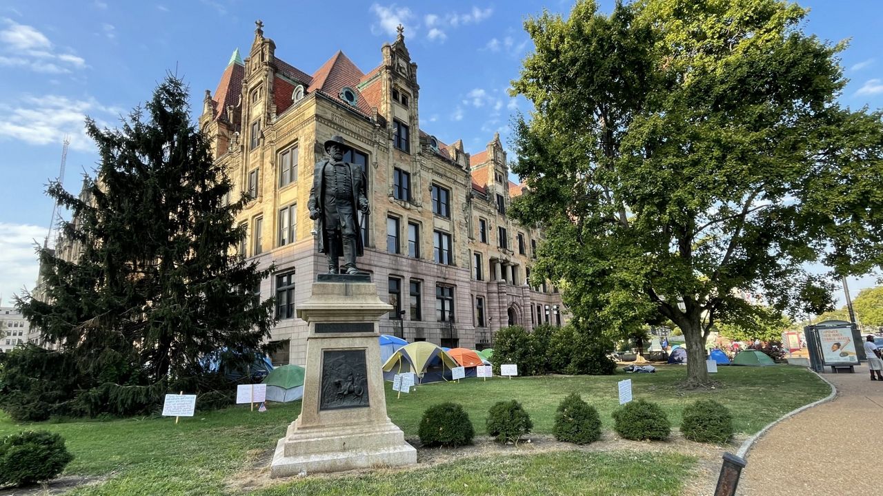 A homeless camp is set to be disbanded in front of St. Louis City Hall on Tuesday, Oct. 3, 2023. (Spectrum News/Gregg Palermo)