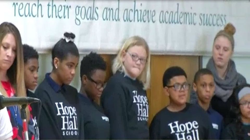 Hope Hall holds remembrance ceremony for victims of Florida mass shooting