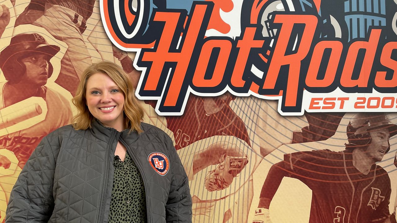 Ashlee Wilson breaking barriers with Bowling Green Hot Rods