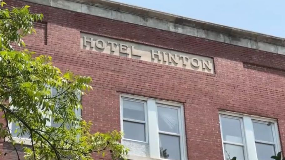 Down East Preservation is working to reopen the historic Hotel Hinton in Edenton, North Carolina. (Spectrum News 1/Lauren Howard)