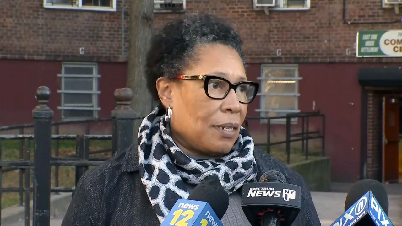 Housing secretary visits NYCHA, promises improvements
