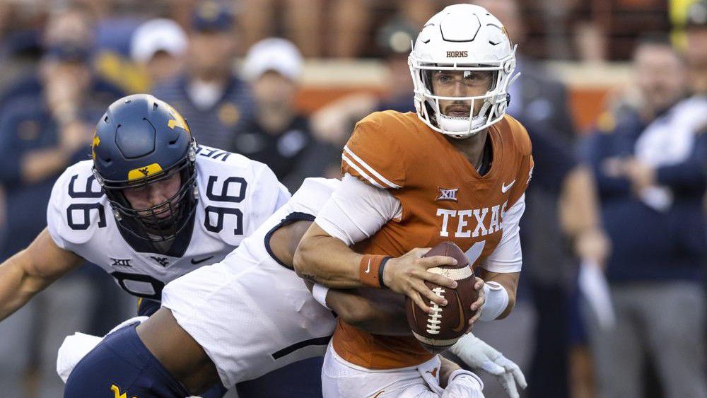 Longhorns fans get first Arch Manning sighting at spring practice