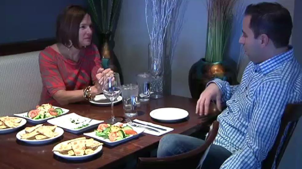 Two people eating a meal at a restaurant. (Spectrum News file image)