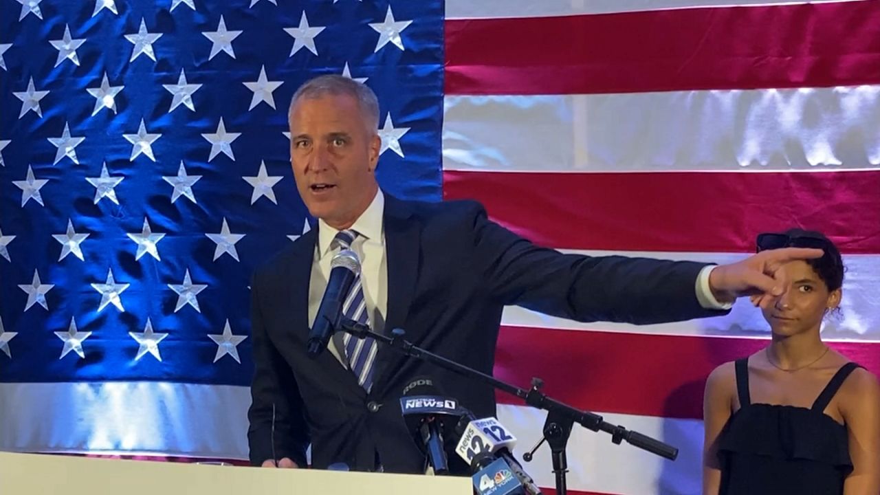 Maloney holds off Biaggi challenge in NY17