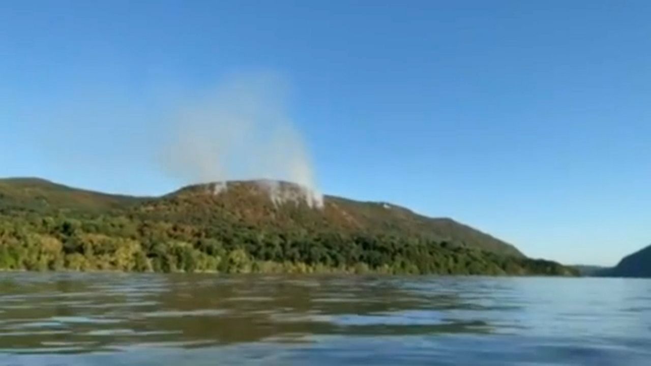 Fire Continues on Sugarloaf Mountain in Hudson Highlands State Park