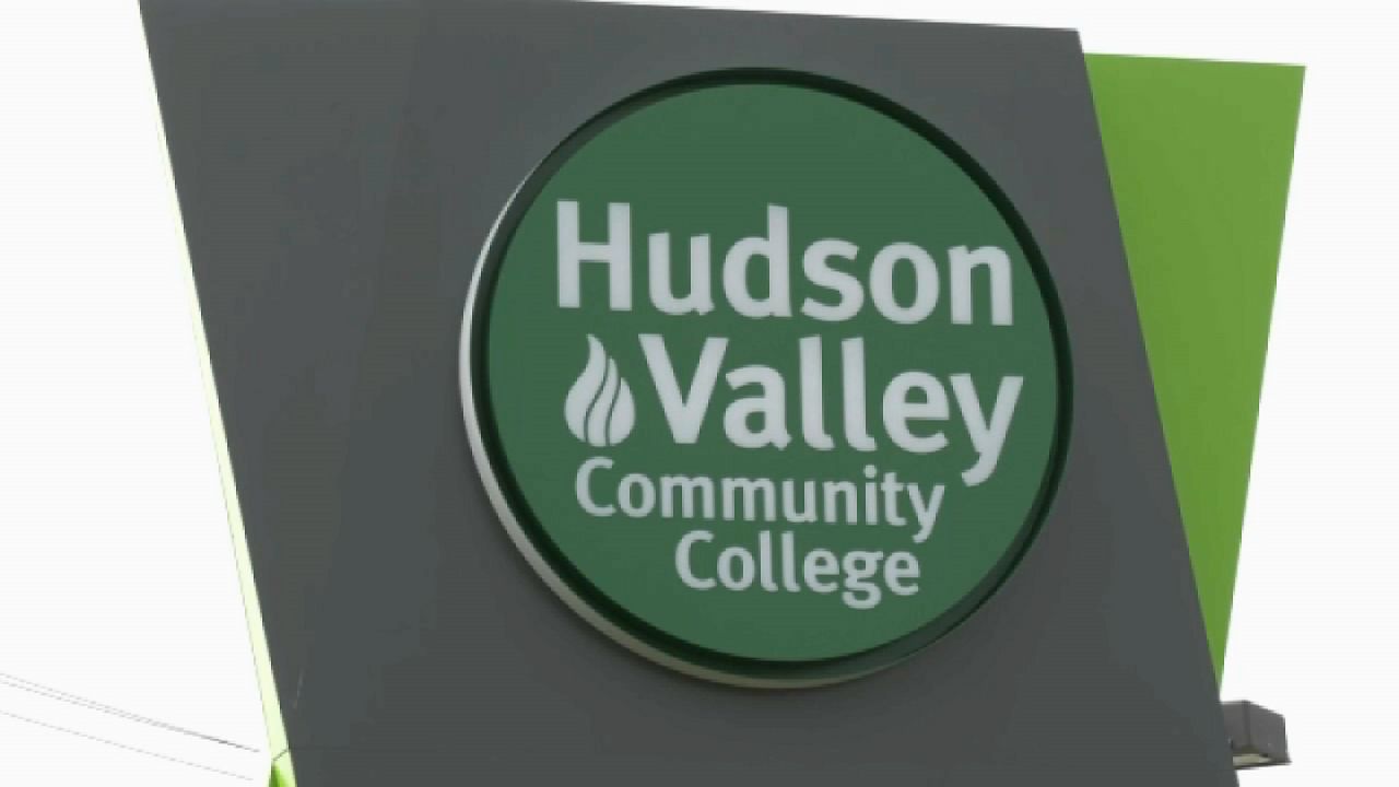 hudson valley community college sign