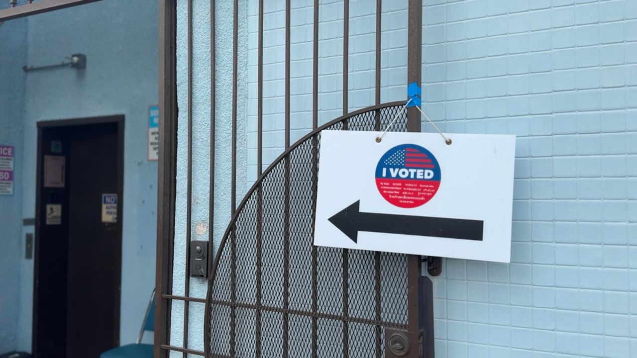 Senior vote may play key role in LA mayor contest