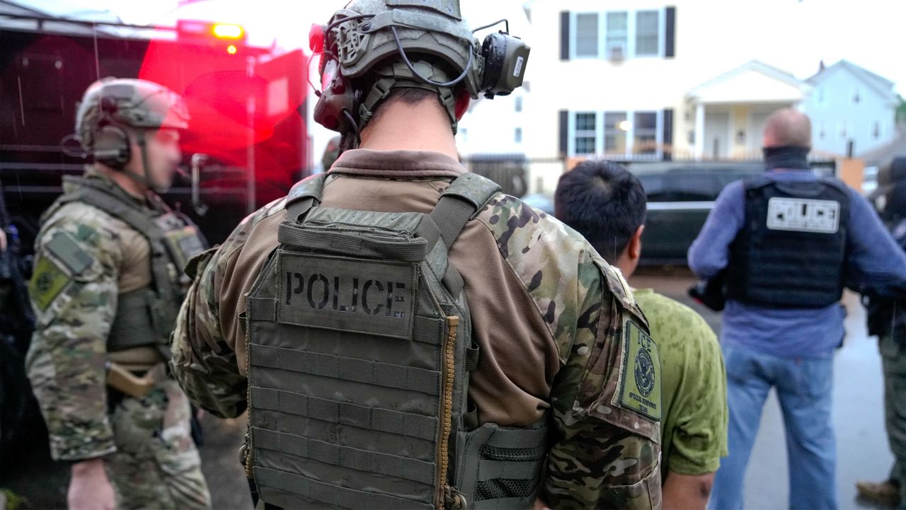 Kentucky-made electric shock gloves draw ICE interest