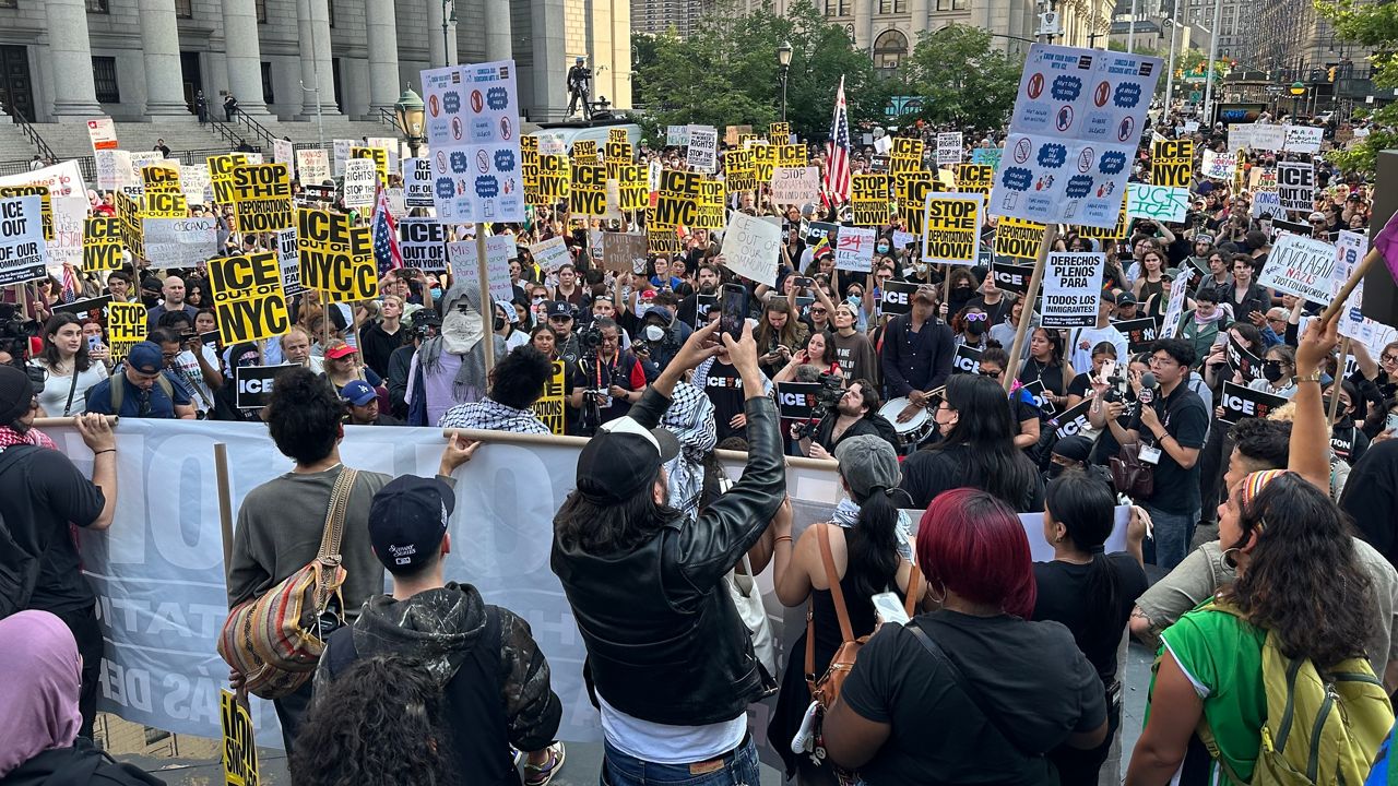 Police say dozens of people were arrested throughout the evening. (Spectrum News NY1/Tyler Buesching)