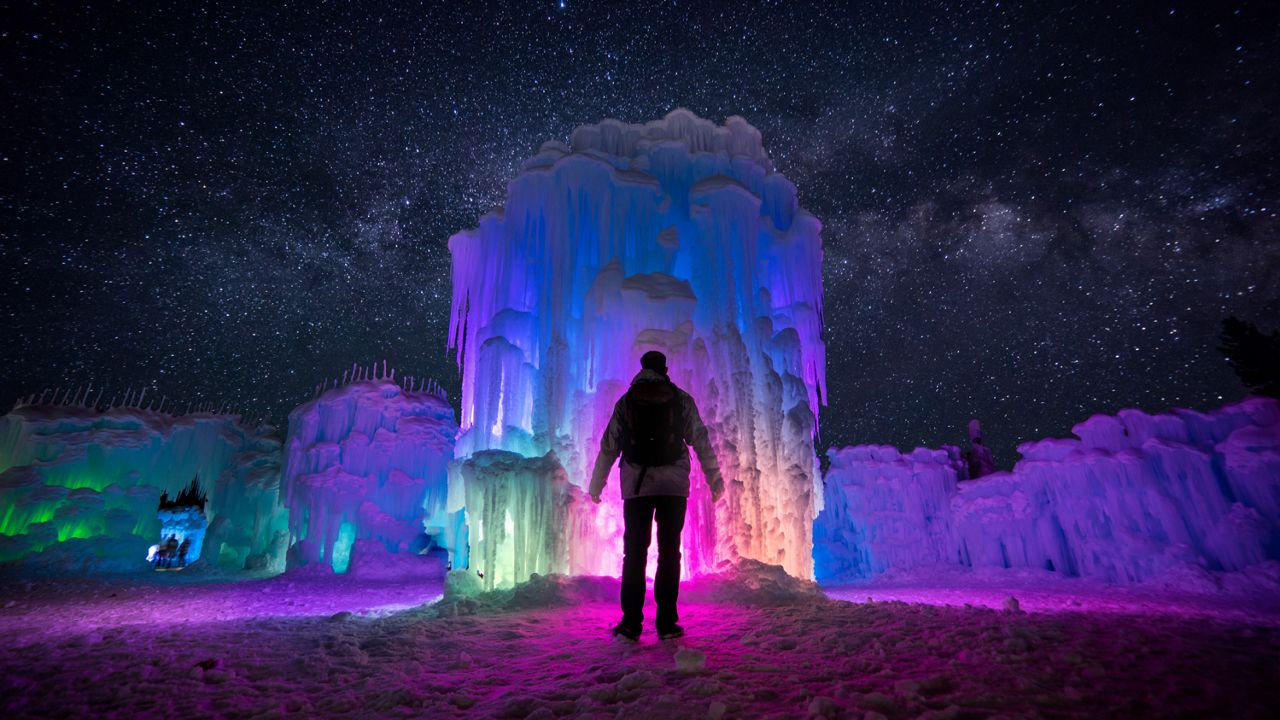 ice castles lake geneva Wisconsin 2023 closed