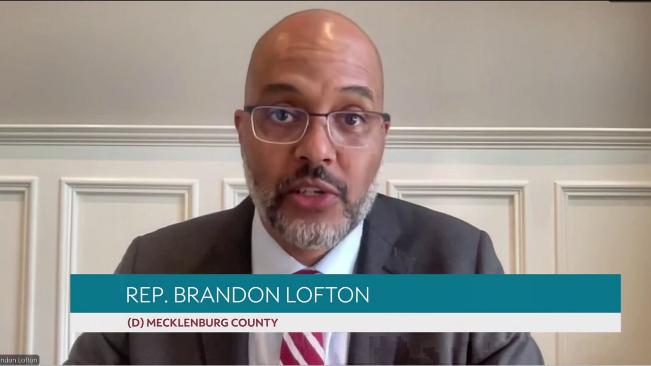 Lawmakers from both sides of the aisle join education commission