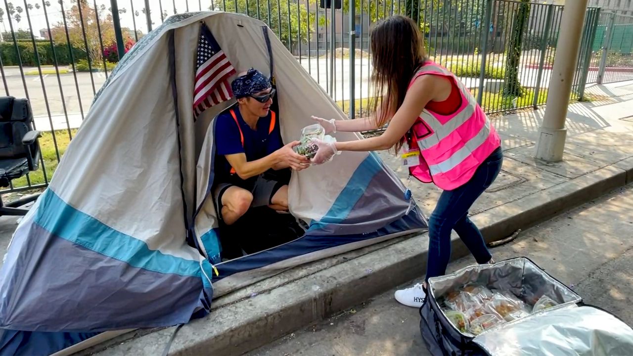 How Hollywood is feeding the homeless