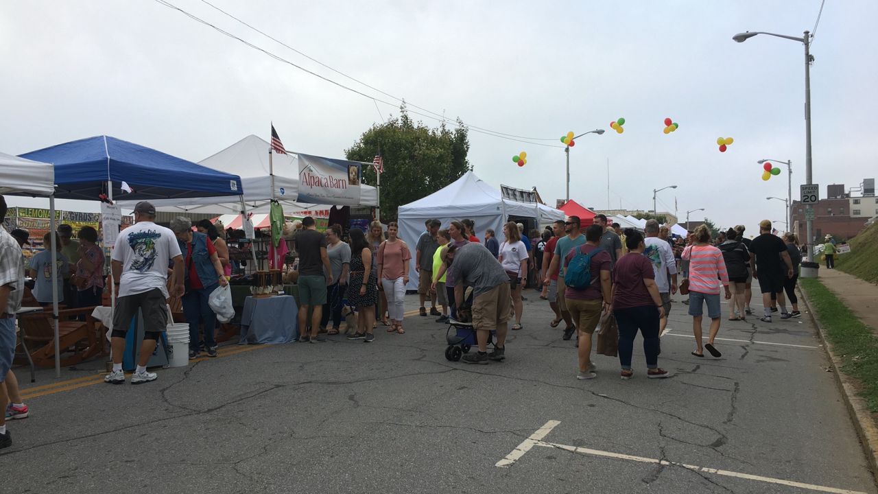 Apple festival brings thousands to North Wilkesboro