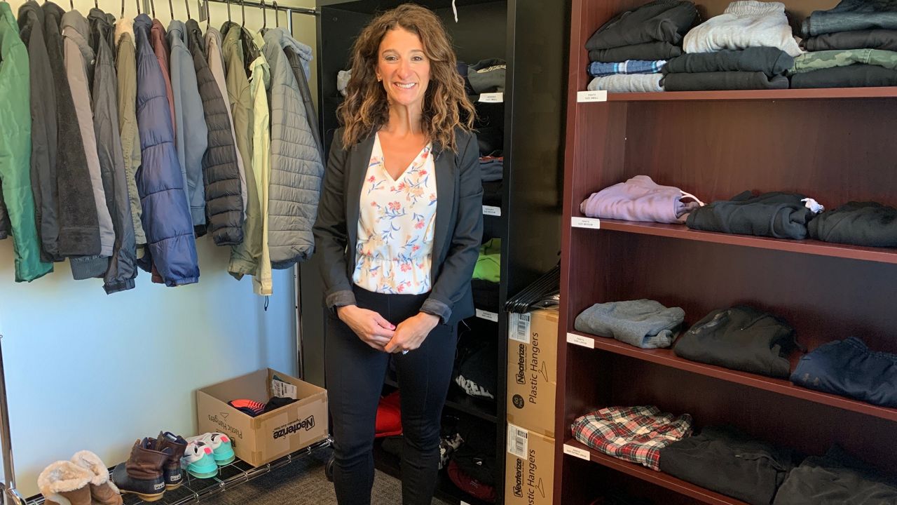 A circle of clothing': Mina's Closet opens in Wilsonville, News