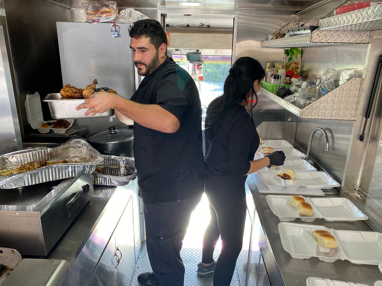 Shawarma King food truck gives back in St. Pete