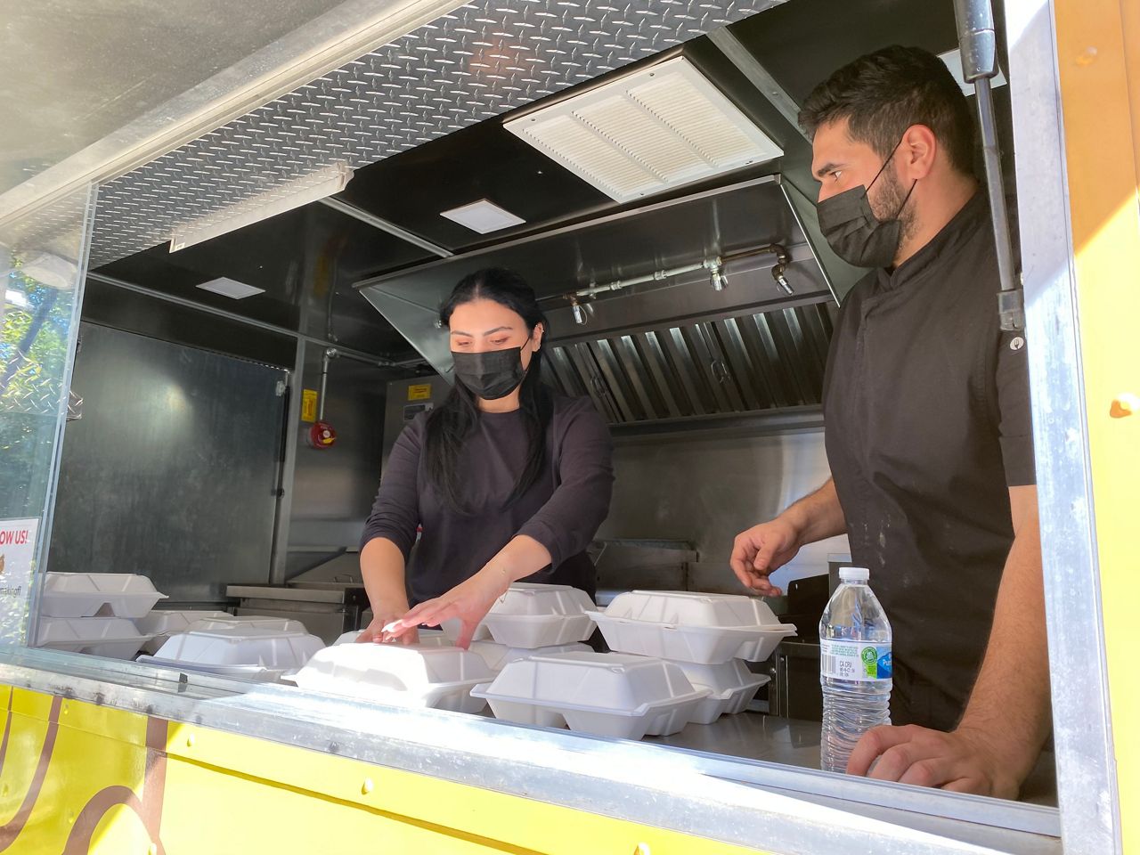 Shawarma King food truck gives back in St. Pete