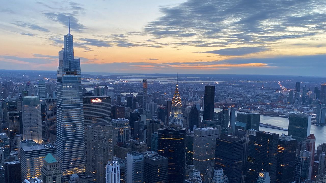 Sunrise Tours Return at the Empire State Building