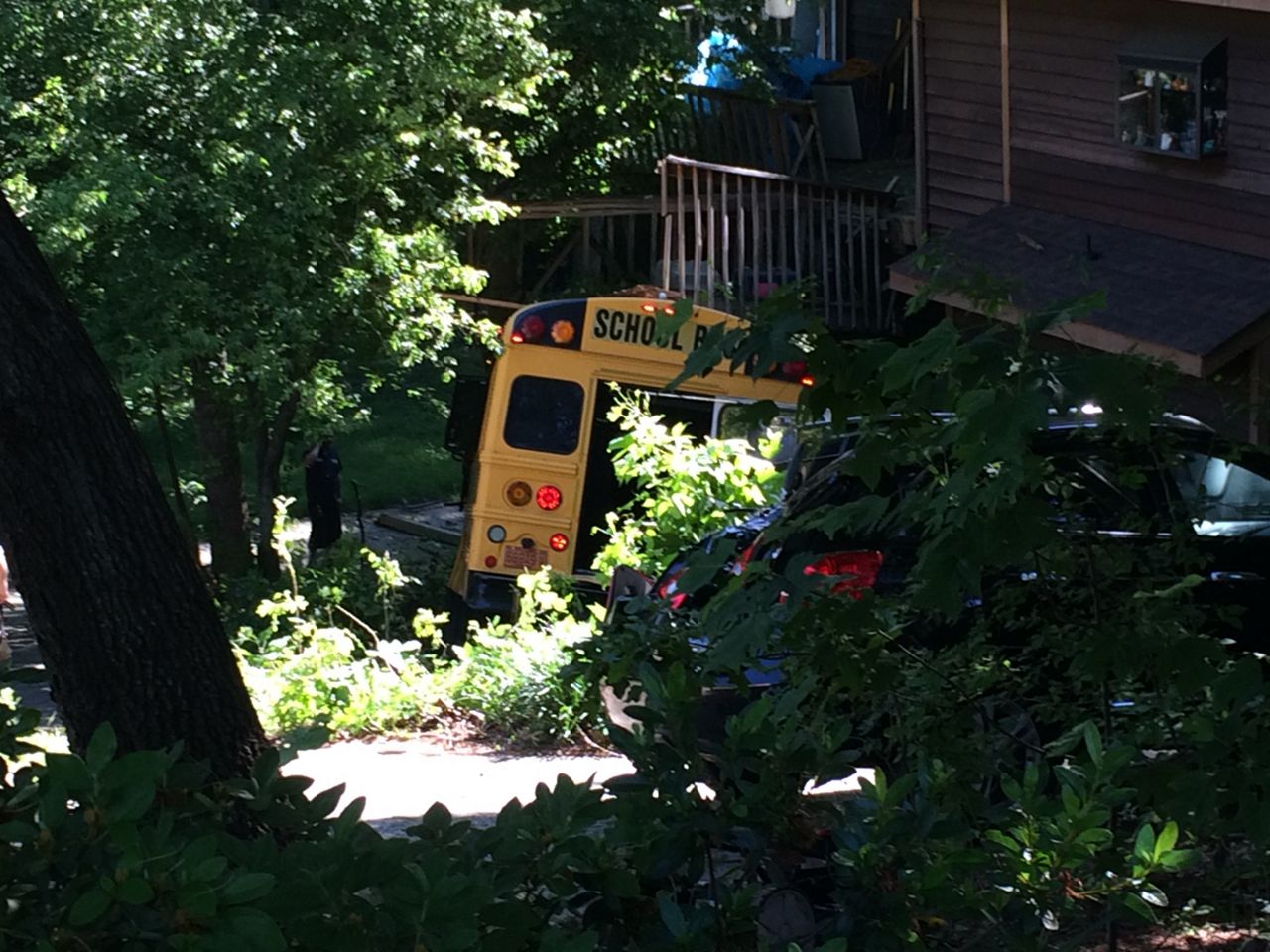 Authorities 15 Minor Injuries in Charlotte School Bus Wreck