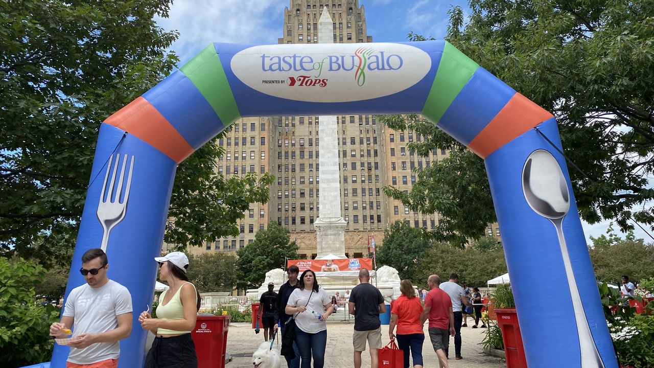 Locals come out for inperson return of the Taste of Buffalo