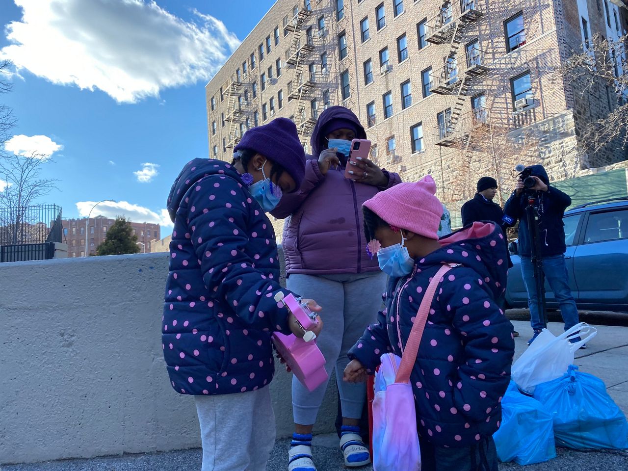Survivors recall harrowing moments during Bronx fire