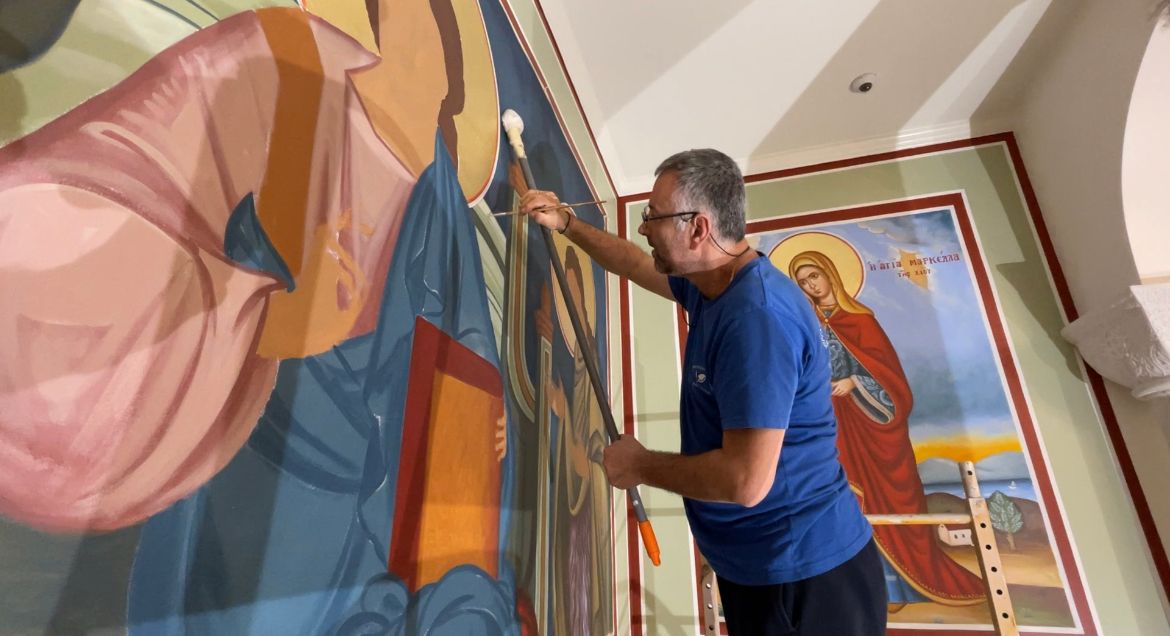 Painters from Greece create beauty in Clearwater church
