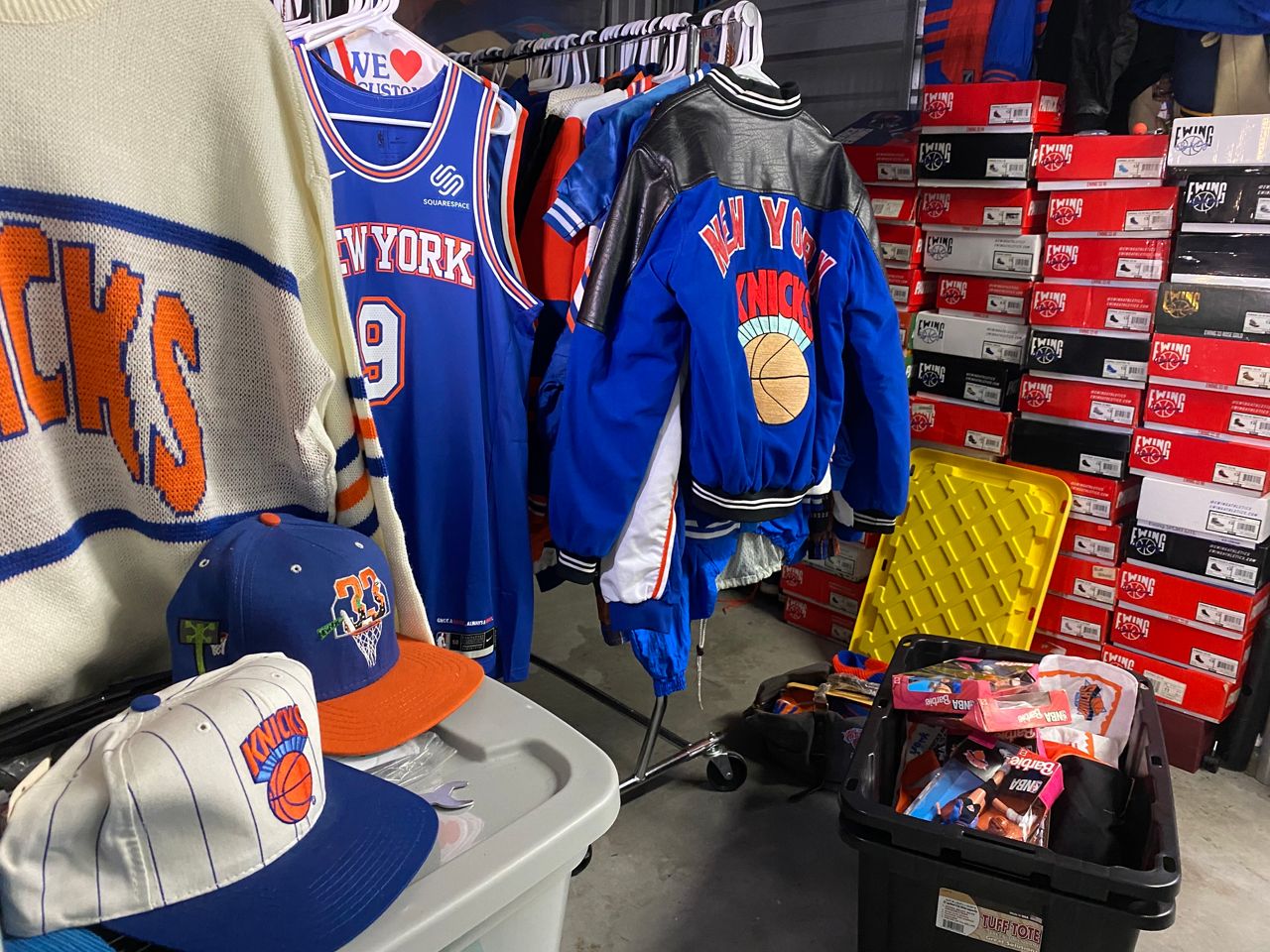 Official New York Knicks Apparel, Knicks Gear, Knicks Jerseys