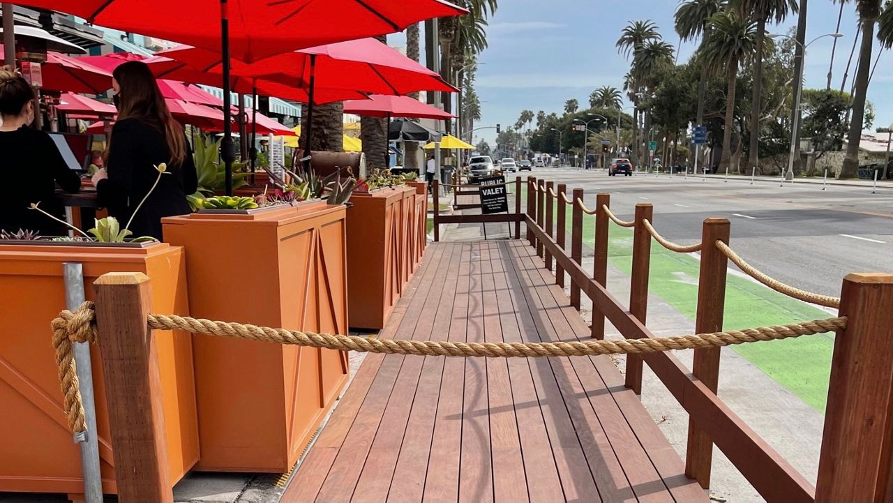 Ocean Avenue Dining Boardwalk Santa Monica