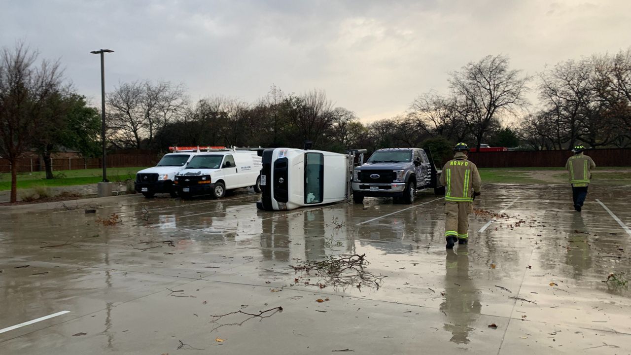 Severe weather in DFW causes airport ground stops