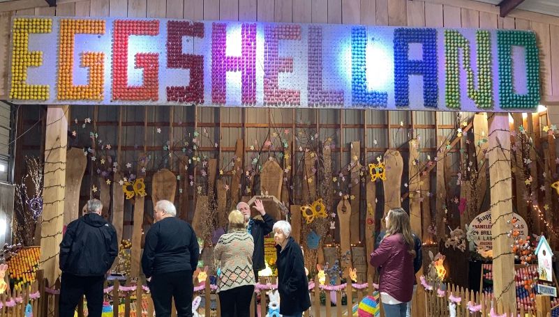 Colorful Eggshelland tradition stays alive in northeast Ohio - Vimarsana News