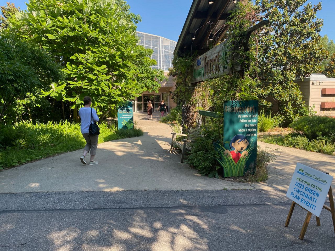 The education at the Cincinnati Zoo and Botanical Garden, where the first meeting of the 2023 Green Cincinnati Plan update took place. (Casey Weldon/Spectrum News 1)