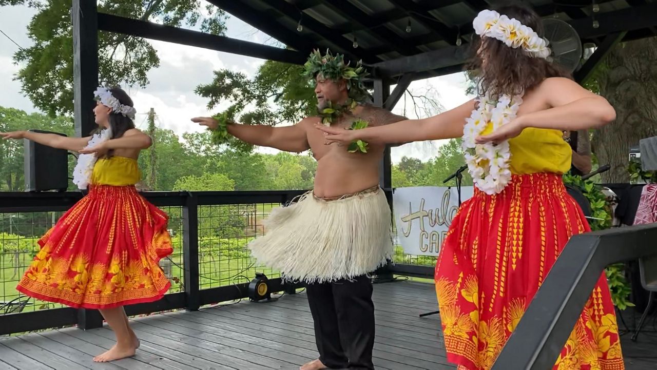 Hula Carolina Luau