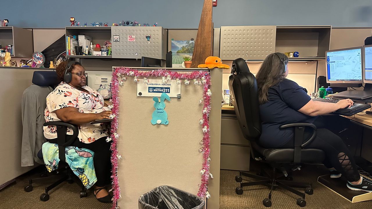 Meet one of the people who answers your Metro311 calls