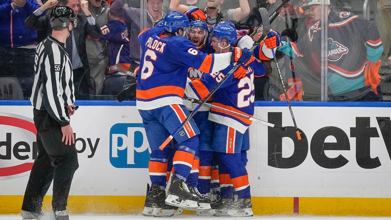 Hurricanes vs. Islanders NHL Playoffs First Round Game 5 Player