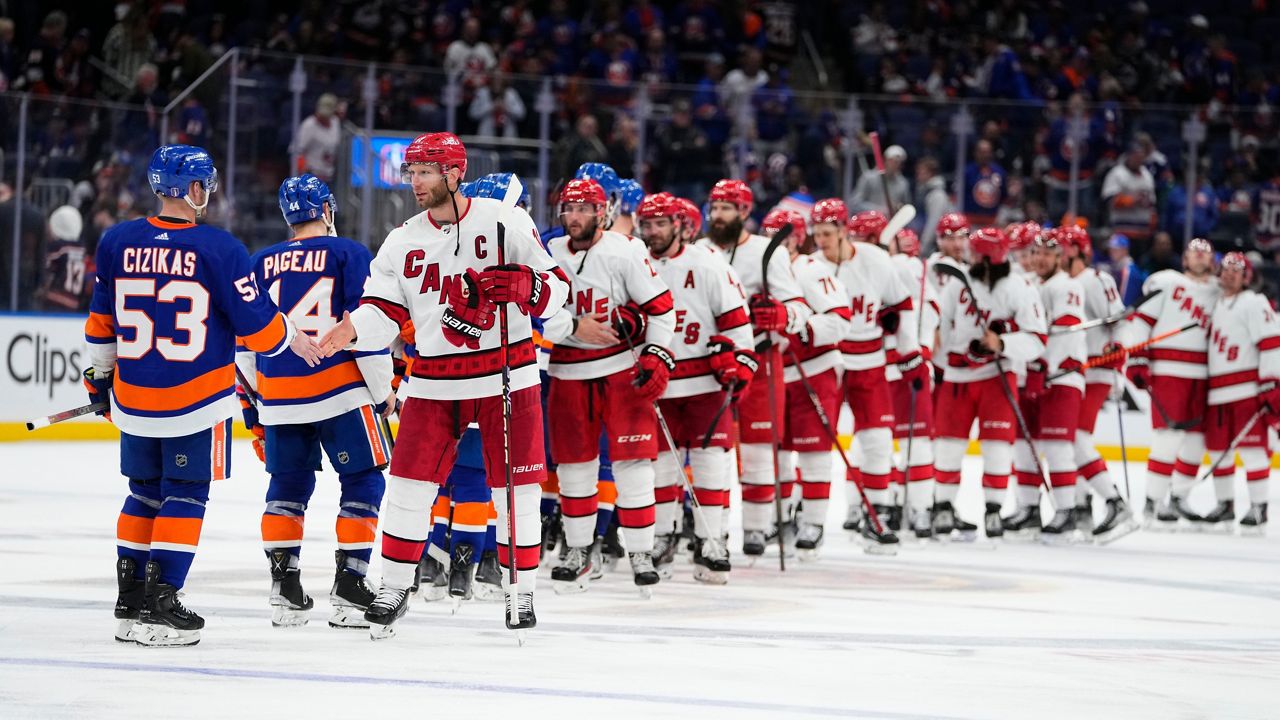 Stanley Cup playoffs roundup: Islanders stave off elimination