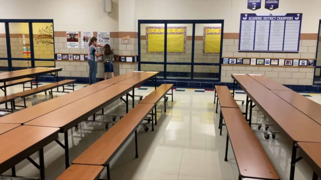 Students return to Jacksboro Elementary months after tornado