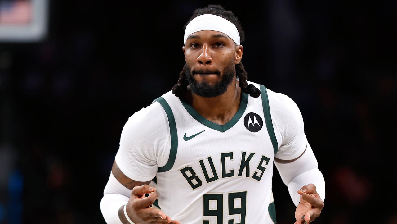 Bucks' Jae Crowder to undergo surgery, miss two months