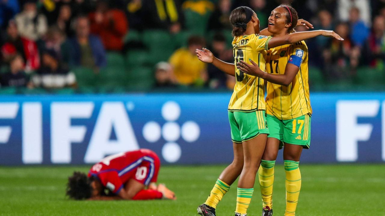 Jamaica vence a Panamá y gana por primera vez un campeonato mundial femenino