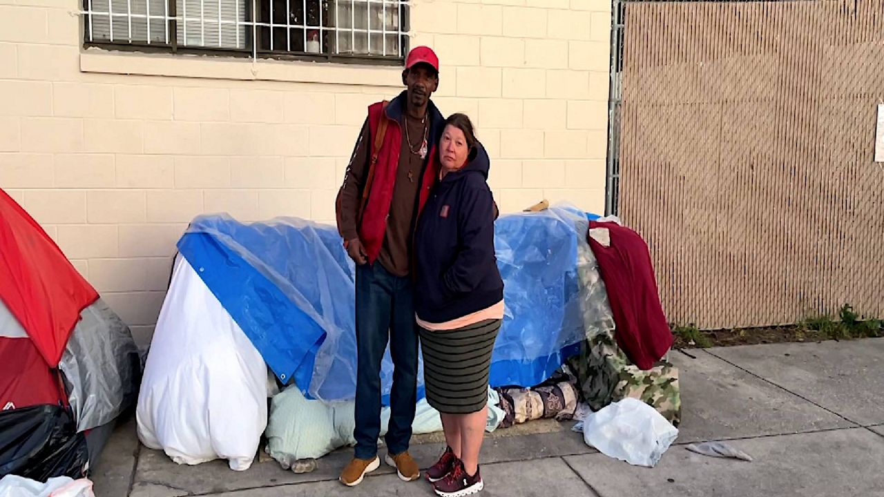 Orlando homeless couple braces for cold temps on the street