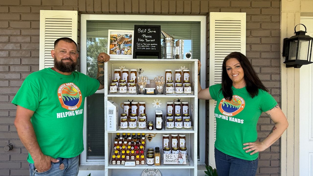 jandm_bee_farms_coowners_fla_0717