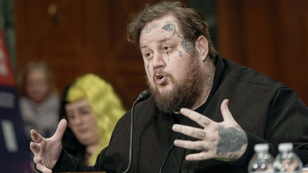 Jelly Roll urges Congress to act against fentanyl