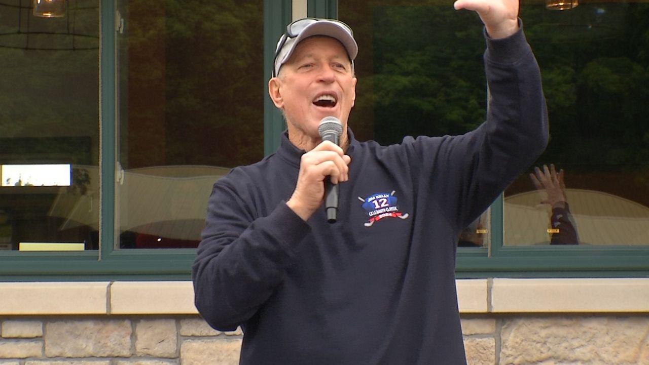 Sold-out field at Bills legend Jim Kelly’s charity golf tournament