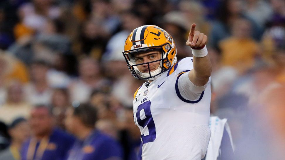 Burrow s 3 TDs lift No. 5 LSU over No. 7 Florida 42 28