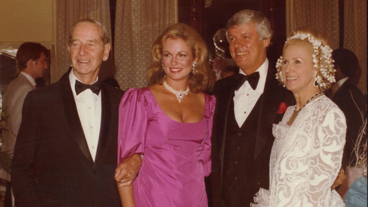 Mr. and Mrs. C.V. Whitney, who owned the C.V. Whitney Farm in Lexington, are seen here with then-Gov. John Y. Brown and his wife, Phyllis George (Creative Commons)
