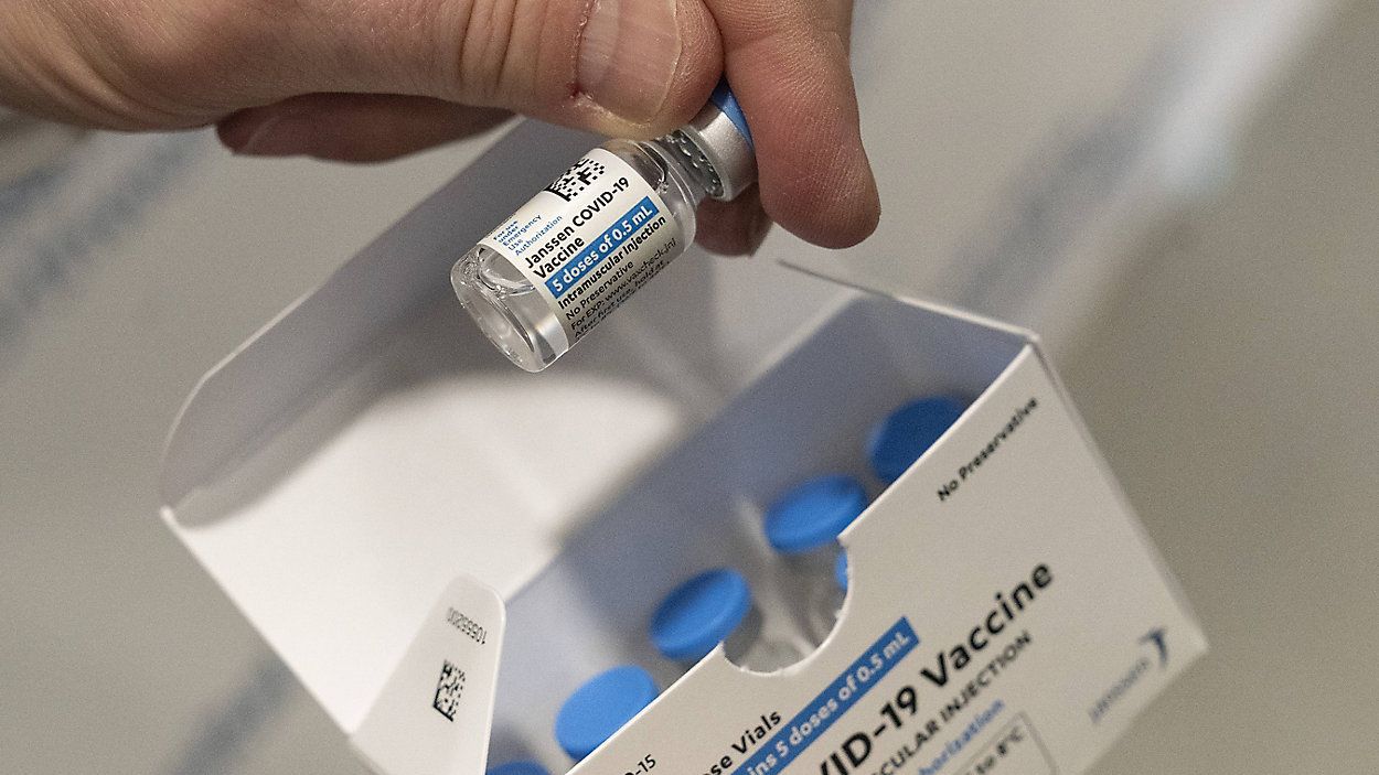 Wisconsin suspends use of J&J vaccine amid investigation