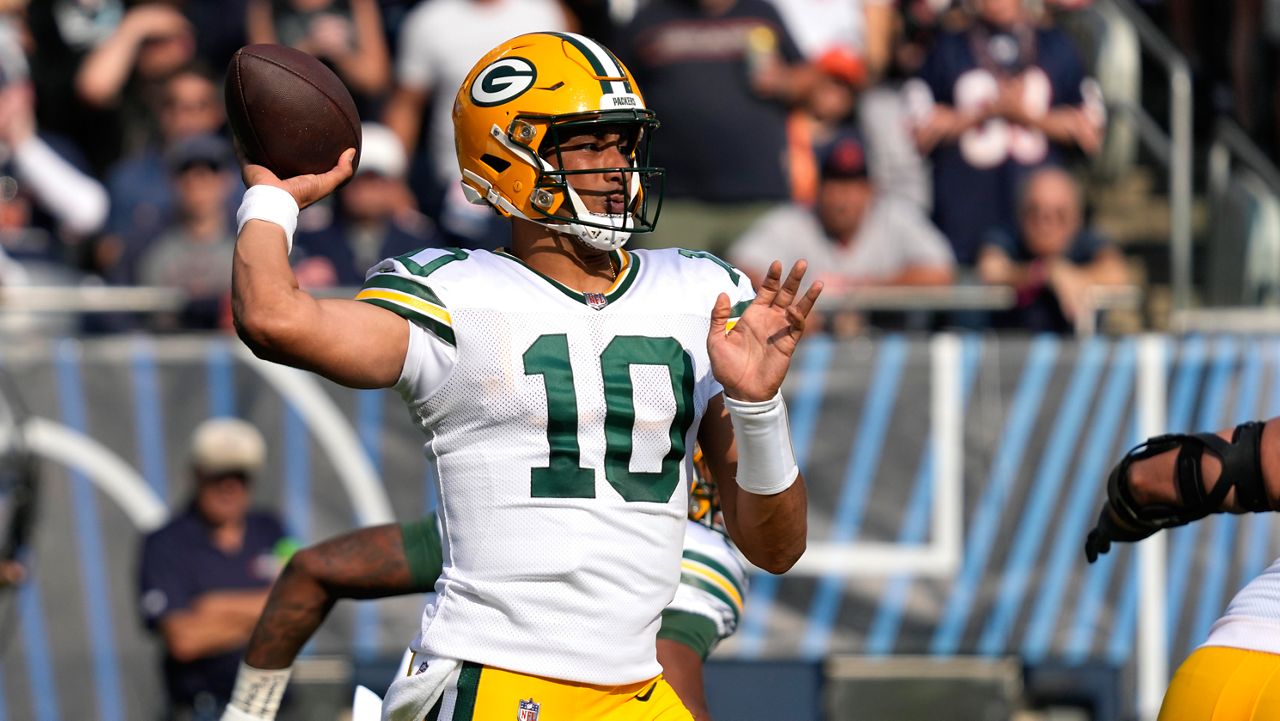 How to Stream the Packers vs. Bears Game Live - Week 1