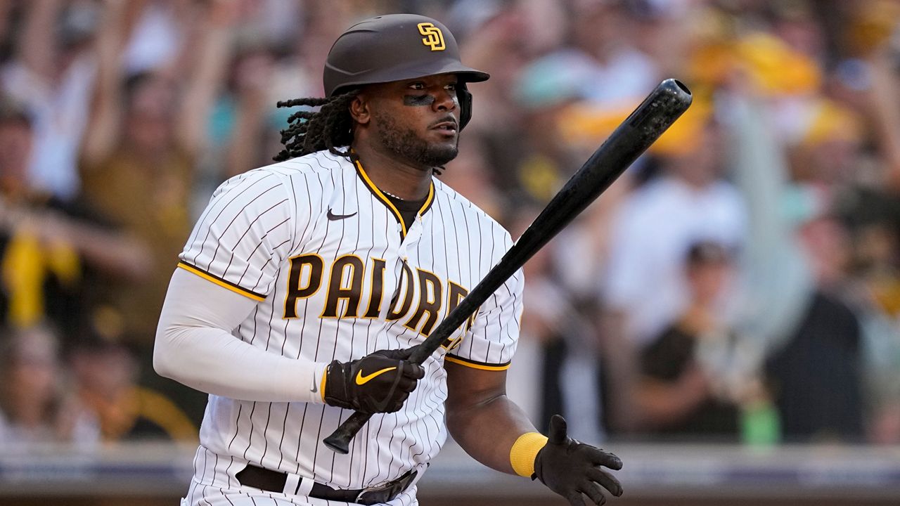 Guardians add pop, sign slugger Josh Bell to 2year contract