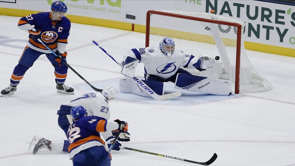 New York's Josh Bailey made it 3-1 Islanders when he scored with 7:19 left in the third period on Friday night.