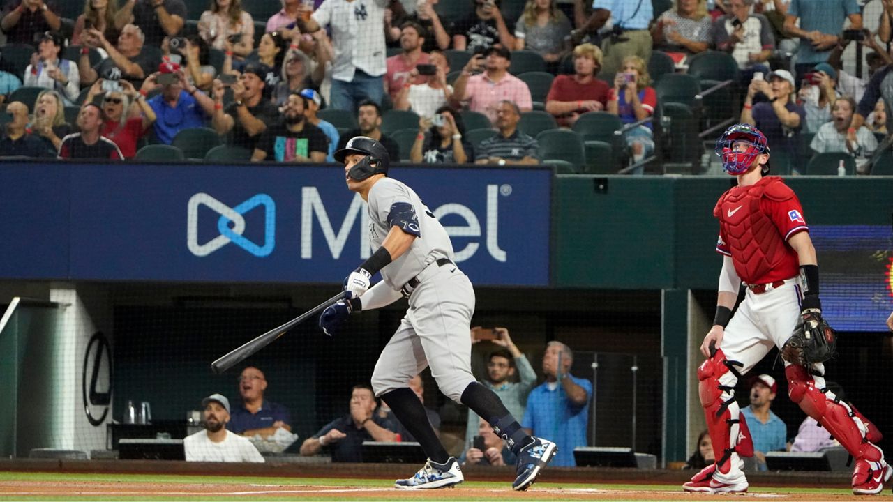 Aaron Judge hits American League record 62nd home run, passing