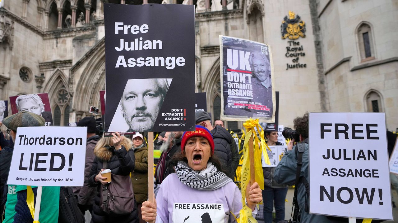 U.S. tells U.K. court why Assange should face spy charges