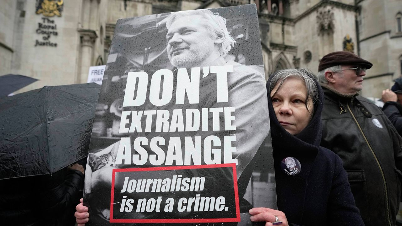 U.K. court orders to delay extradition of WikiLeaks founder Assange to U.S.